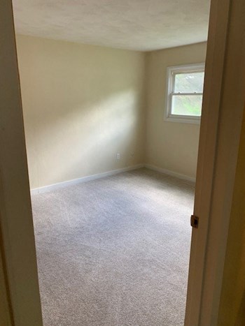 3 Bed Apt | 706 Torrey Lane State College Apts | PMI